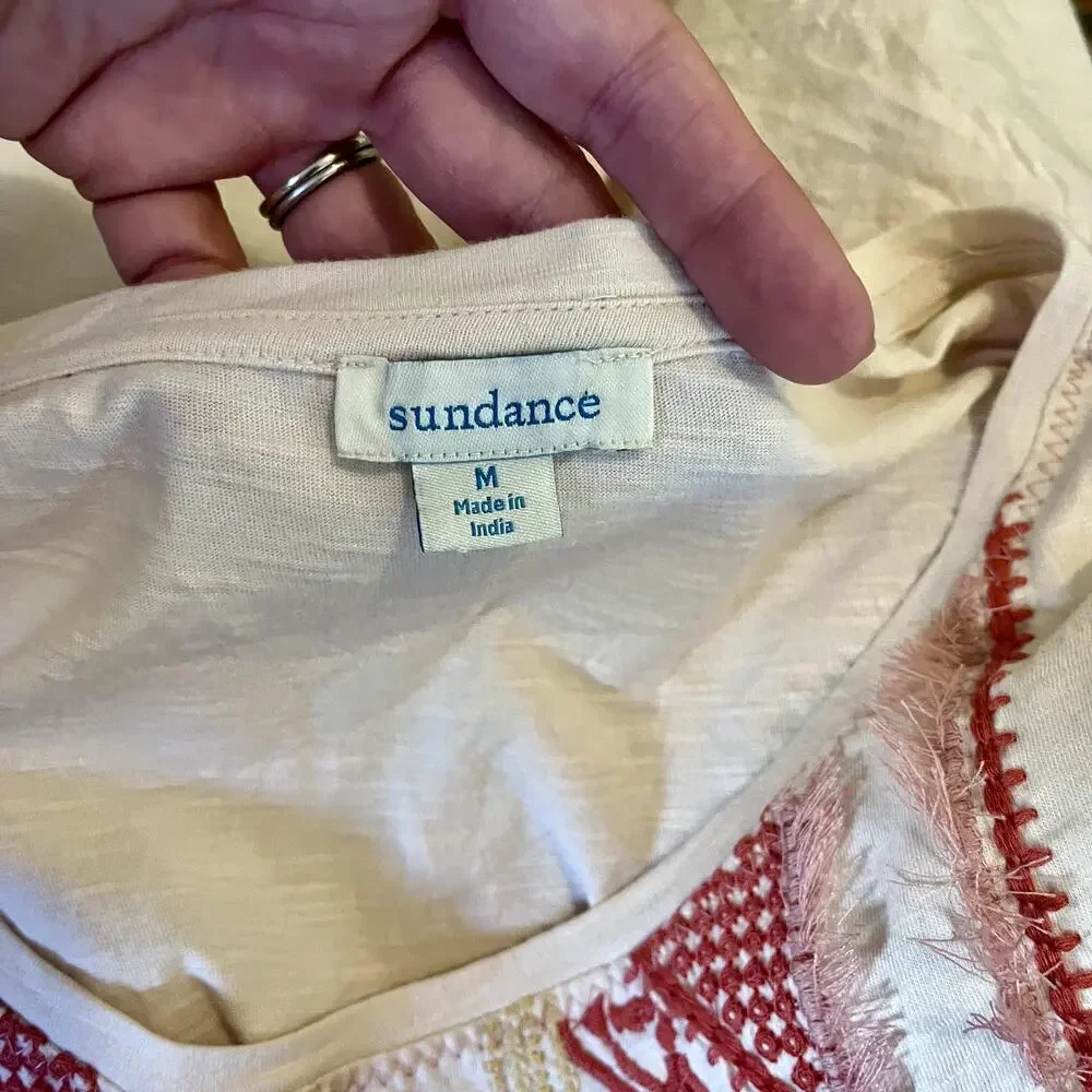 Sundance Embroidered Tunic Top Size Medium - Picture 8 of 9